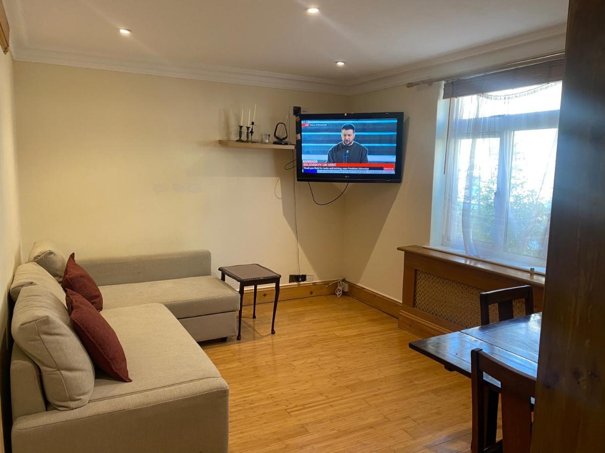 Luxury Apartment Camden Town Londra Esterno foto